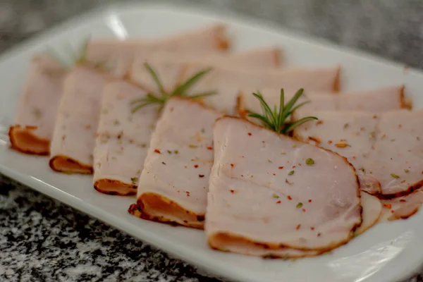 Biftek gurmesi yemeğini kapat.