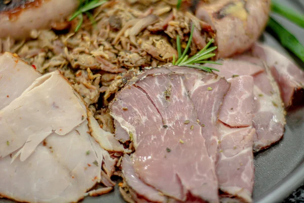 Biftek gurmesi yemeğini kapat.