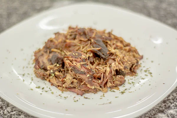 Biftek gurmesi yemeğini kapat.