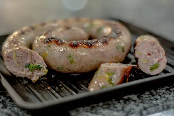 Biftek ve eti kapat.