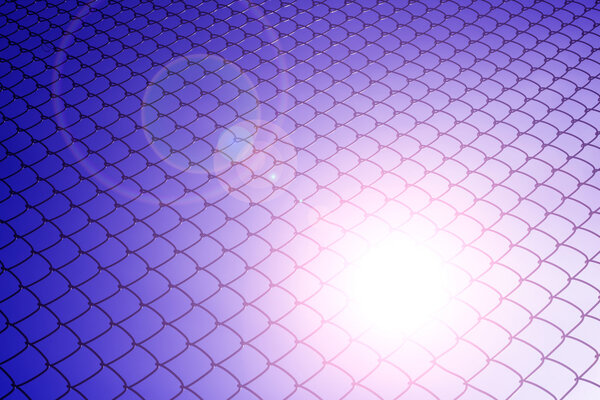 солнце светит через забор
