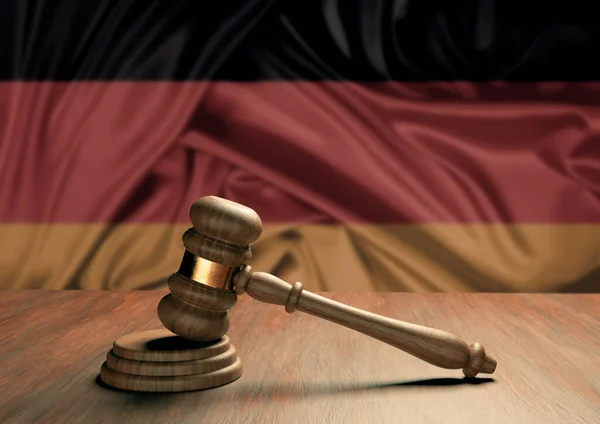 Der Hölzerne Richterstab Symbolisiert Recht Und Gerechtigkeit Mit Der Fahne — Stockfoto