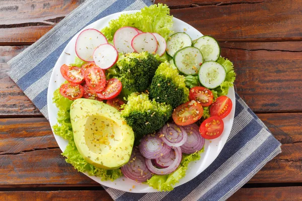 Ketogenic Paleo Vegan Diet Plate Avocado Vegetable Salad Rustic Wooden — стокове фото
