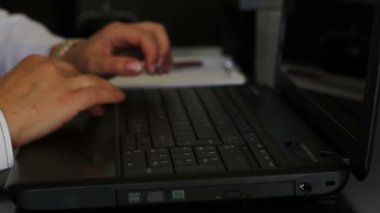 Tipik kadın el yakın çekim