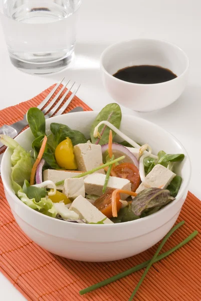Tofu salade. — Stockfoto