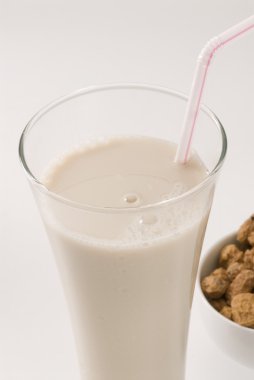 Kaplan fındık süt. horchata de chufa.