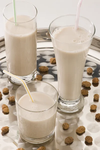 Тигриное ореховое молоко. Орчата-де-Чуфа . — стоковое фото
