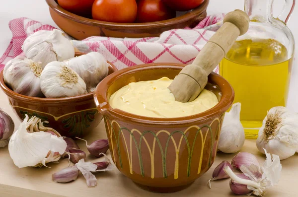 Salsa alla maionese all'aglio. Alioli . — Foto Stock