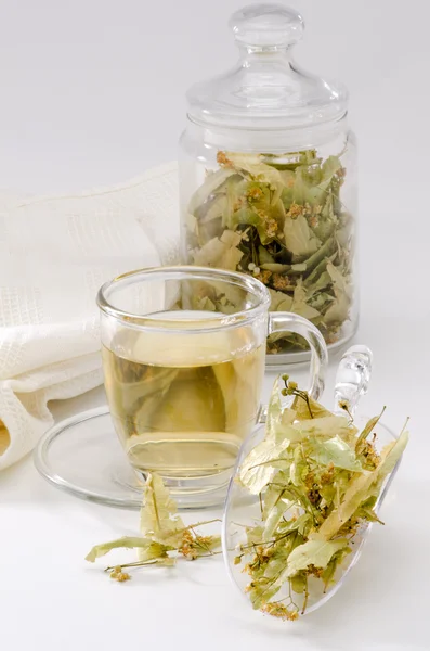 Трав'яний чай липовий — стокове фото