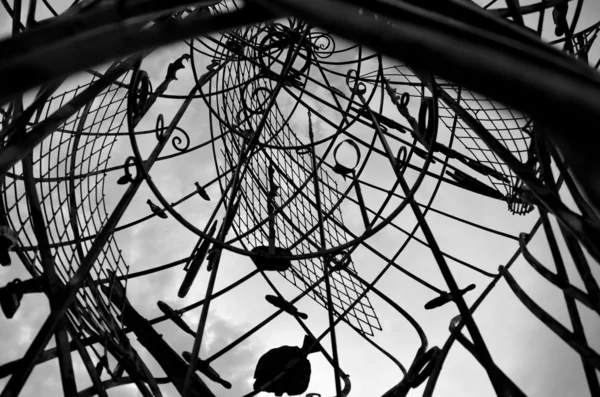 Sonsuzluk için modern bir görünüm