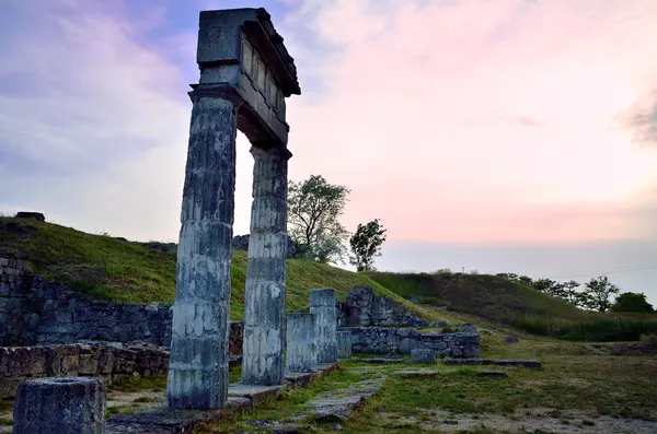 Gün batımında Harabeleri Kırım '