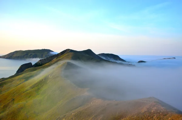 Kırım Dağları sis