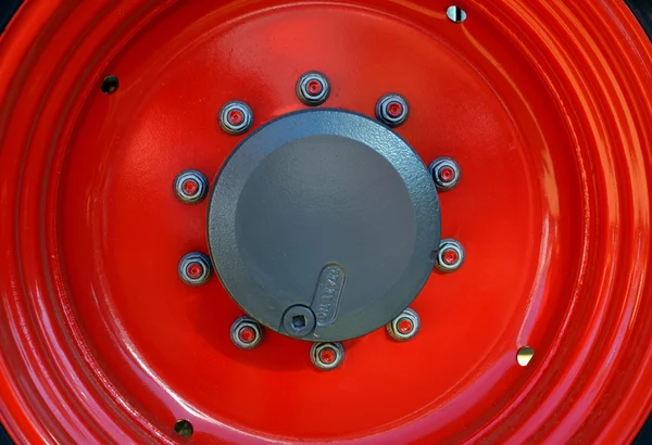 Borda trator vermelho — Fotografia de Stock