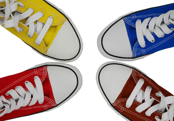 spor ayakkabı mavi, sarı, kırmızı ve kahverengi