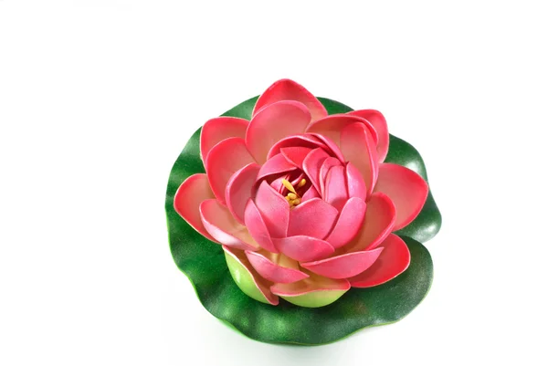 Kunstmatige bloem lotus geïsoleerd op wit — Stockfoto