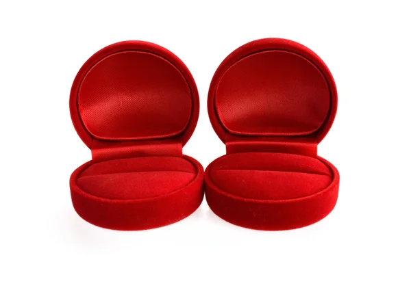 Rood juwelenkistje geïsoleerd op wit — Stockfoto