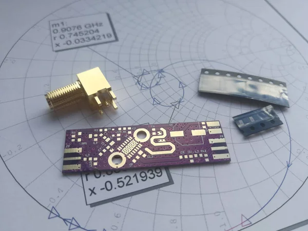 Fréquence Radio Carte Circuit Imprimé Micro Ondes Carte Smith Avec — Photo