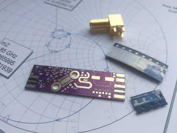 Fréquence Radio Carte Circuit Imprimé Micro Ondes Carte Smith Avec — Photo