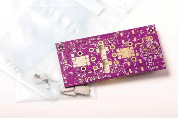 High Power Microwave Module Purple Gold Plated Printed Circuit Board — Stock Photo, Image