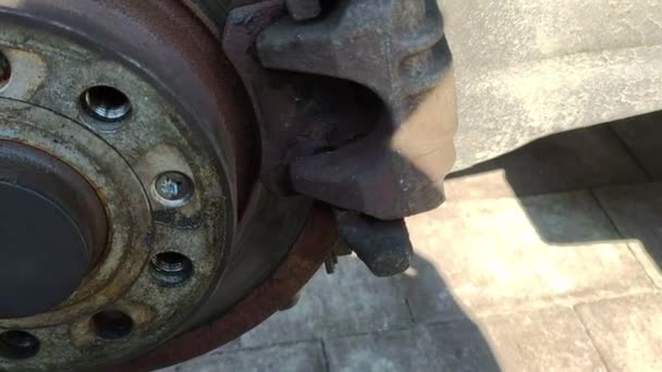 Old Brake Disc Car Disc Brake Repair Vehicle Service Replacing — 图库视频影像