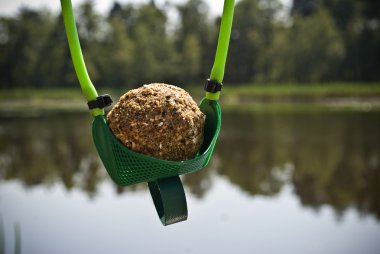 groundbait sapan ateş ve Balık beslemek hazır olarak topu