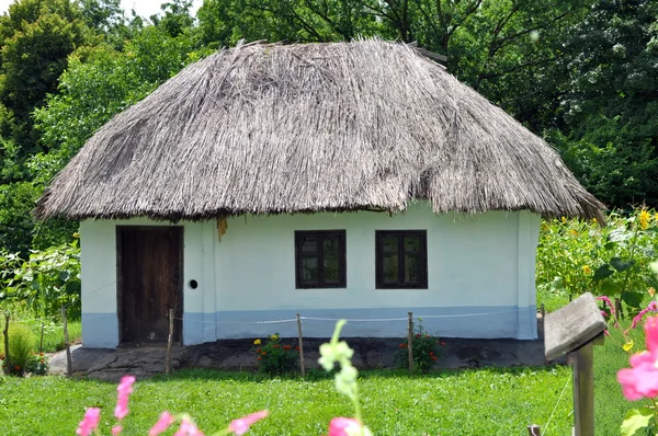 Oud huis — Stockfoto