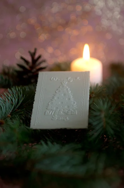Jul wafer på spruce grenar — Stockfoto