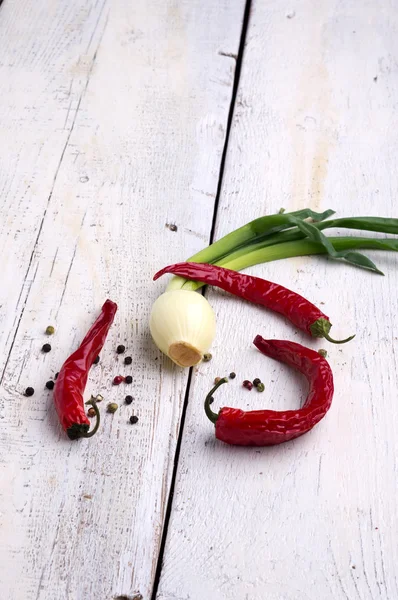 Zelené cibule a paprika, pikantní — Stock fotografie