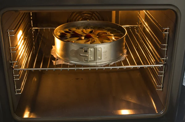 オーブンで焼く ロイヤリティフリーのストック画像