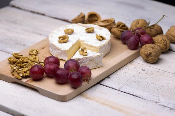 peynir, ceviz, üzüm