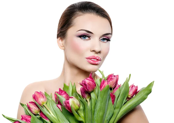 Hermosa mujer con flores —  Fotos de Stock
