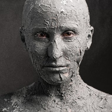 çatlak cilt ile karşısında kadın