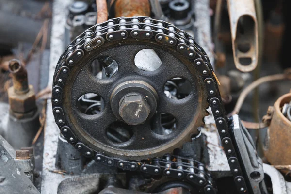 Motore di una vecchia auto — Foto Stock