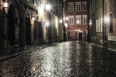 sokak eski şehir gece Varşova