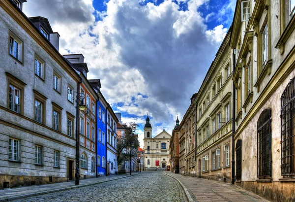 Gatan i gamla stan i Warszawa. gatan mostowa — Stockfoto