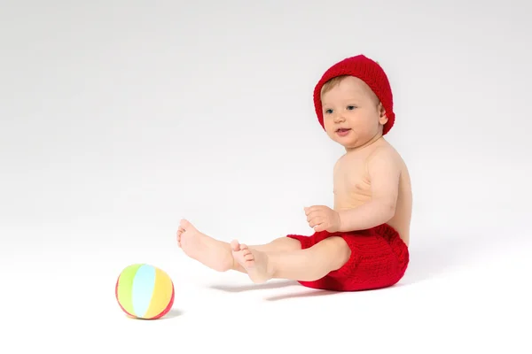 Doce criança com uma bola — Fotografia de Stock