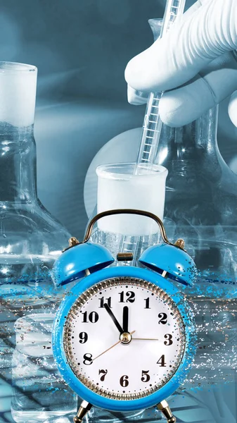 Abstract Image Alarm Clock Which Particles Break Forming Stream Dispersion — Foto de Stock