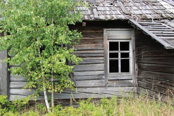 Gammalt trähus — Stockfoto