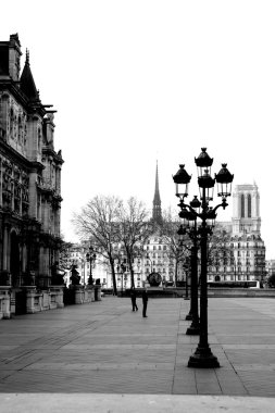 B&W Paris'te