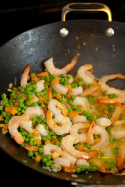 karides kızarmış pilav yapma