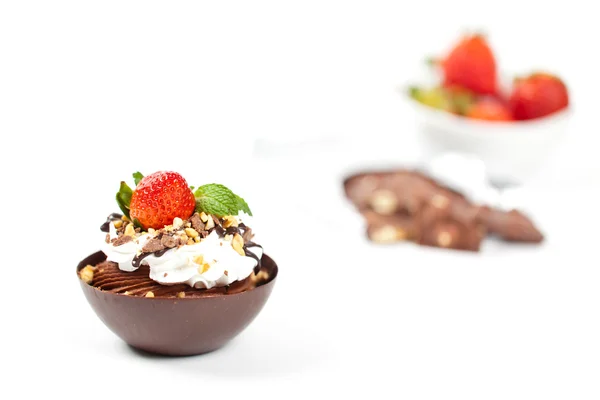 Dessert. Sundae Mousse with strawberry — Stock Photo, Image