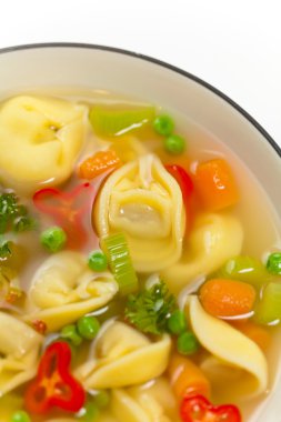 tortellini çorbası