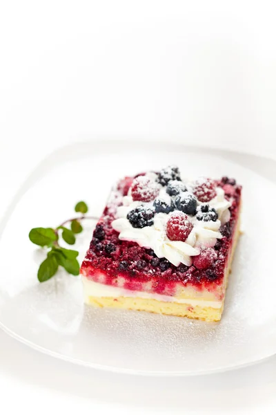 Fresh cake with berry — Stock Photo, Image