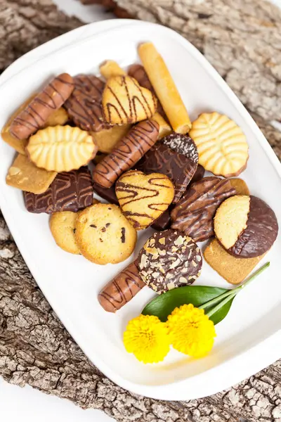 Variety of Cookies on plate — Stockfoto