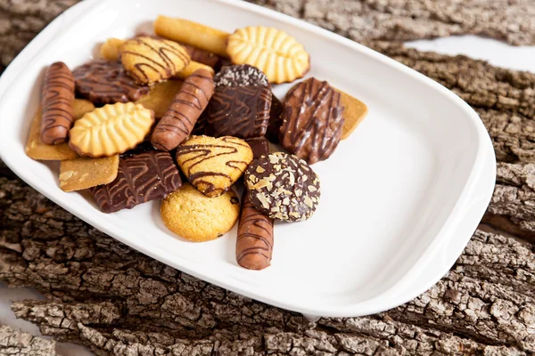 Variété de biscuits sur plaque — Photo