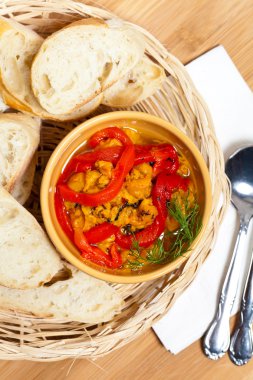 Közlenmiş biber yayıldı