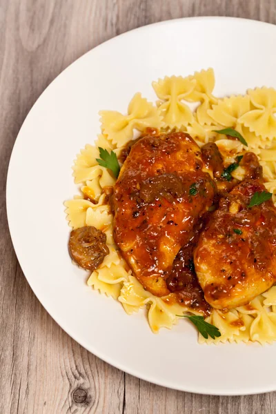 Pollo Marsala con Funghi — Foto Stock