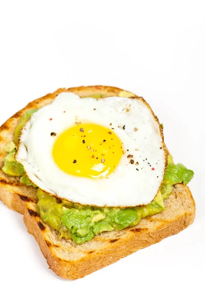 Avocado Toast with Fried Egg — Stock Photo, Image