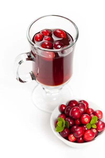 Té de arándano en una taza de vidrio —  Fotos de Stock