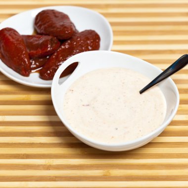 isot çiftlik sosu